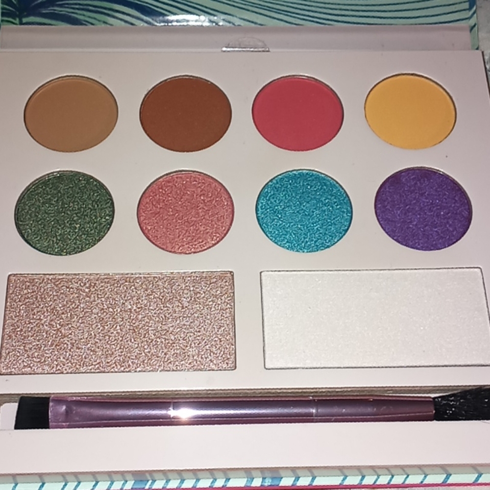 New pallets